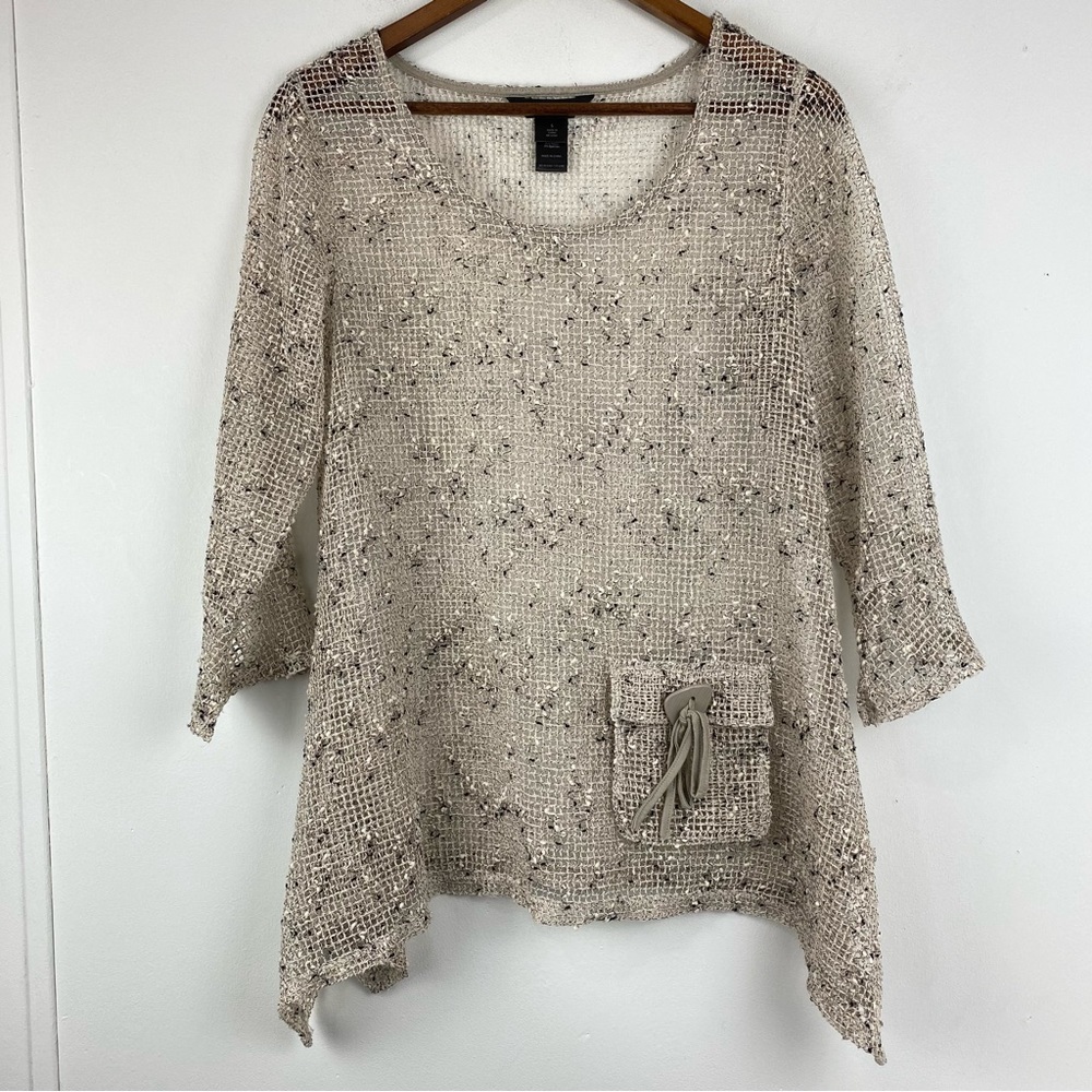 Ali Miles size Small Women’s Beige 3/4 Sleeve Asymmetrical Crochet Open Knit Top